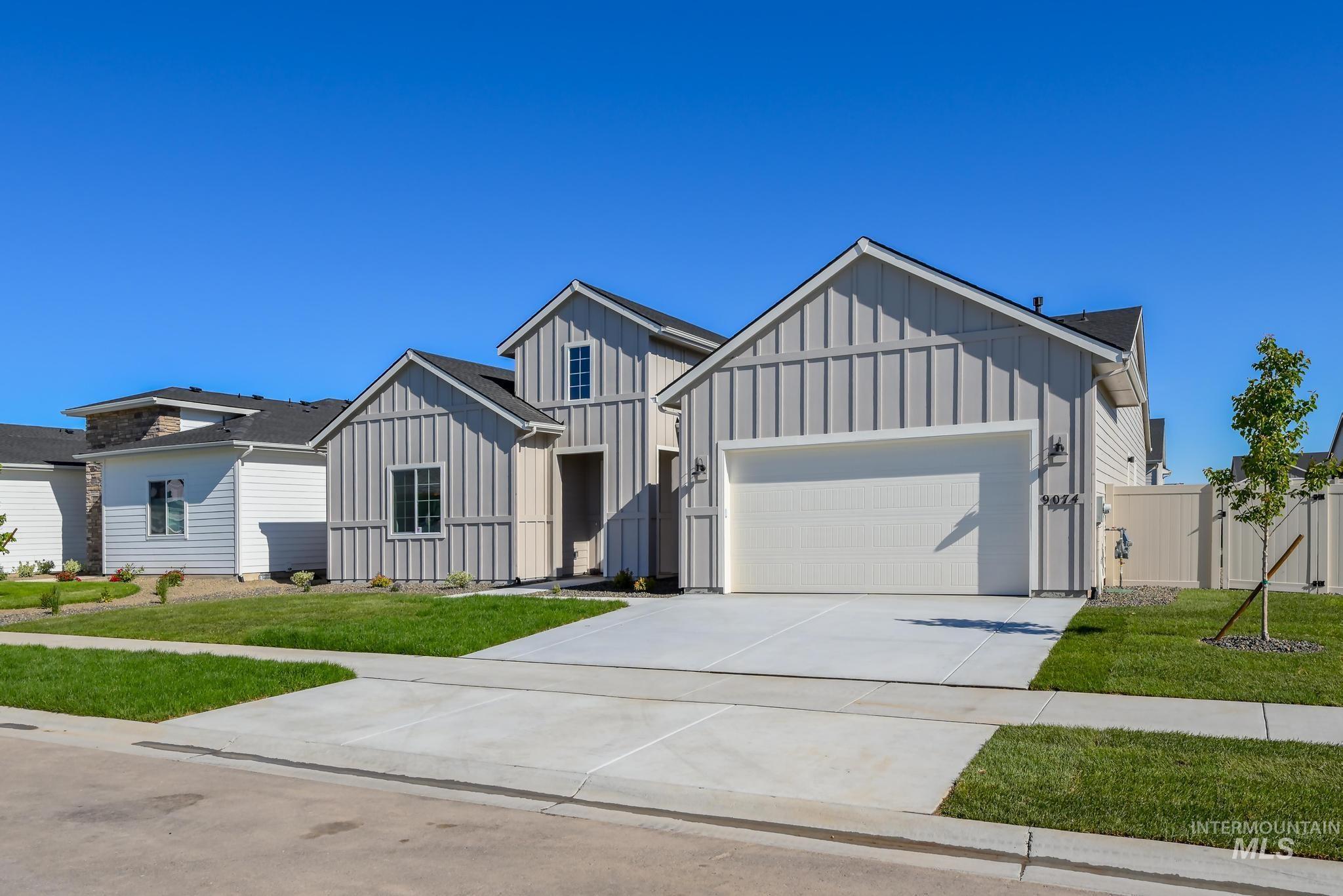 9074 W Moonglade St, Star, Idaho 83669, 4 Bedrooms, 3 Bathrooms, Residential For Sale, Price $709,000,MLS 98974996