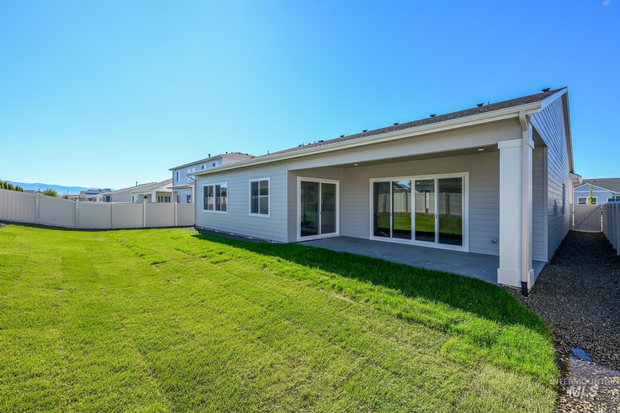 9074 W Moonglade St, Star, Idaho 83669, 4 Bedrooms, 3 Bathrooms, Residential For Sale, Price $709,000,MLS 98974996