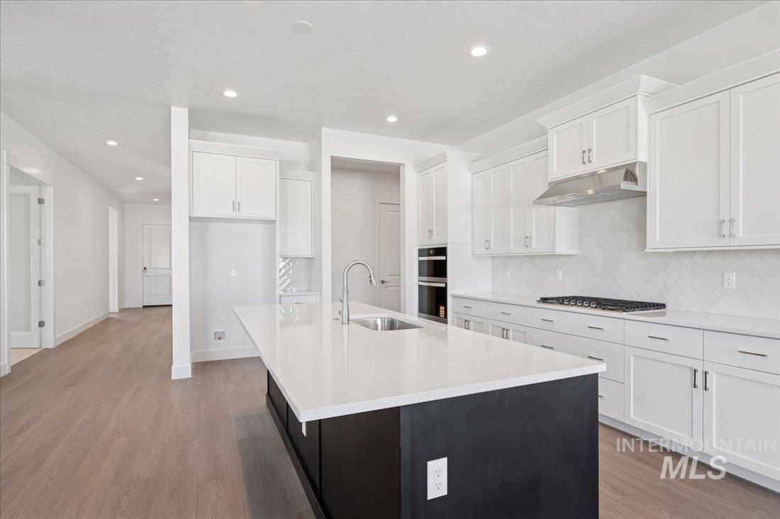 9074 W Moonglade St, Star, Idaho 83669, 4 Bedrooms, 3 Bathrooms, Residential For Sale, Price $709,000,MLS 98974996