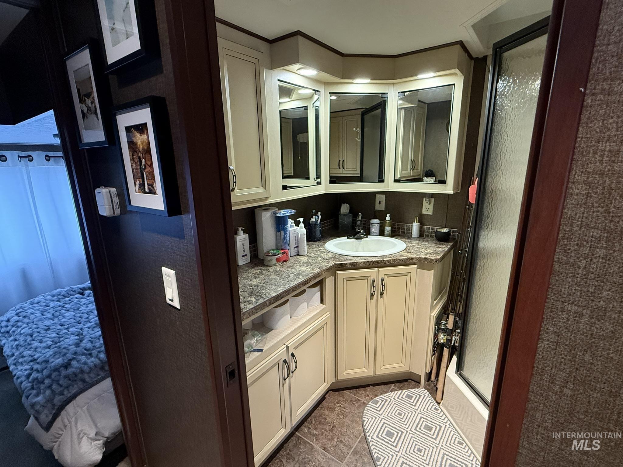 532 Old Pollock Road, Riggins, Idaho 83549, 1 Bedroom, 1 Bathroom, Residential For Sale, Price $450,000,MLS 98974999