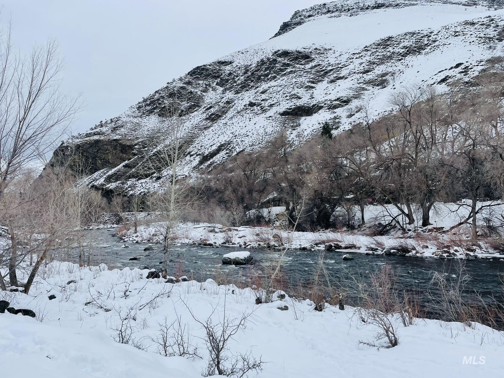 532 Old Pollock Road, Riggins, Idaho 83549, 1 Bedroom, 1 Bathroom, Residential For Sale, Price $450,000,MLS 98974999