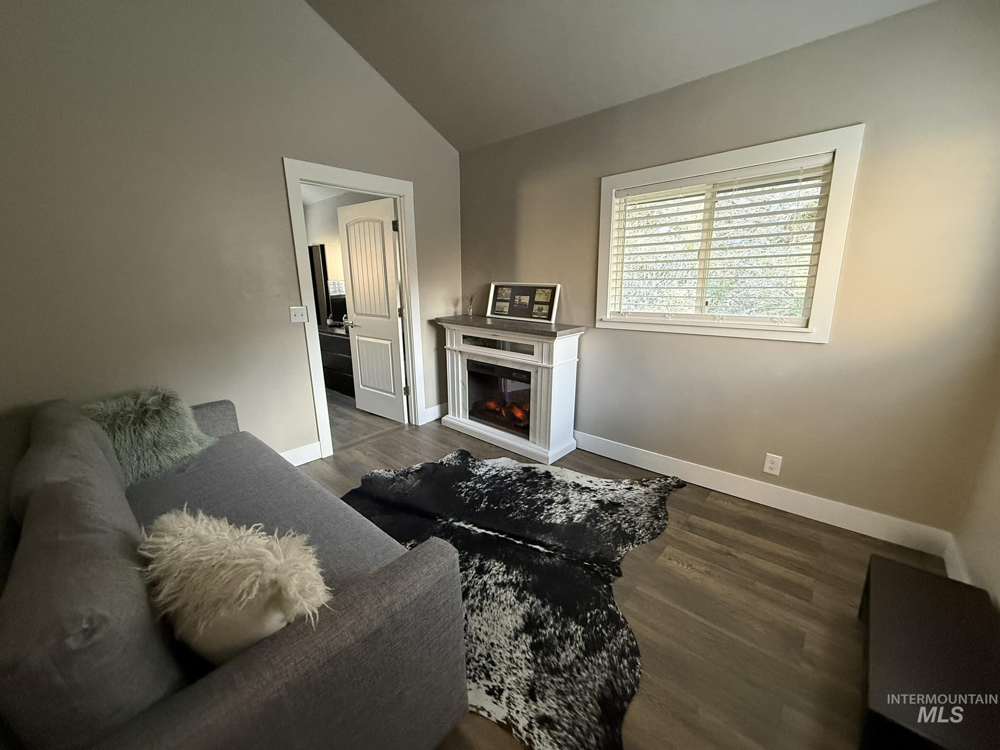 532 Old Pollock Road, Riggins, Idaho 83549, 1 Bedroom, 1 Bathroom, Residential For Sale, Price $450,000,MLS 98974999