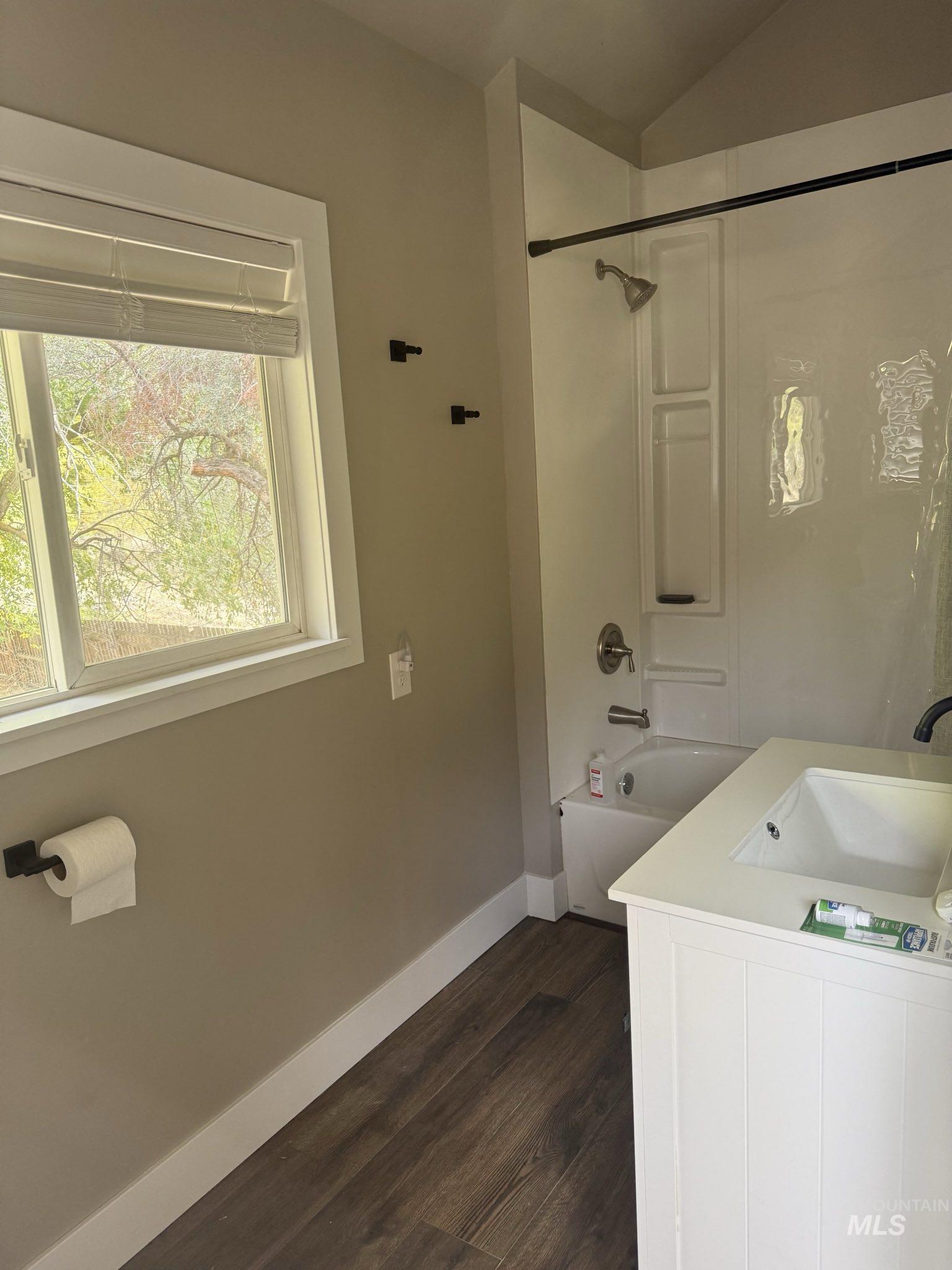 532 Old Pollock Road, Riggins, Idaho 83549, 1 Bedroom, 1 Bathroom, Residential For Sale, Price $450,000,MLS 98974999