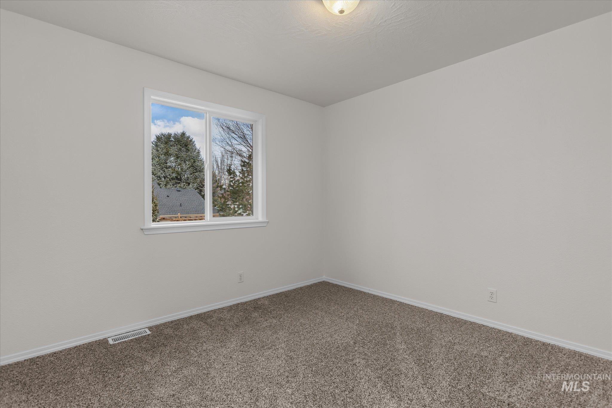 3359 N Summerfield Way, Meridian, Idaho 83646, 4 Bedrooms, 2.5 Bathrooms, Residential For Sale, Price $550,000,MLS 98975000