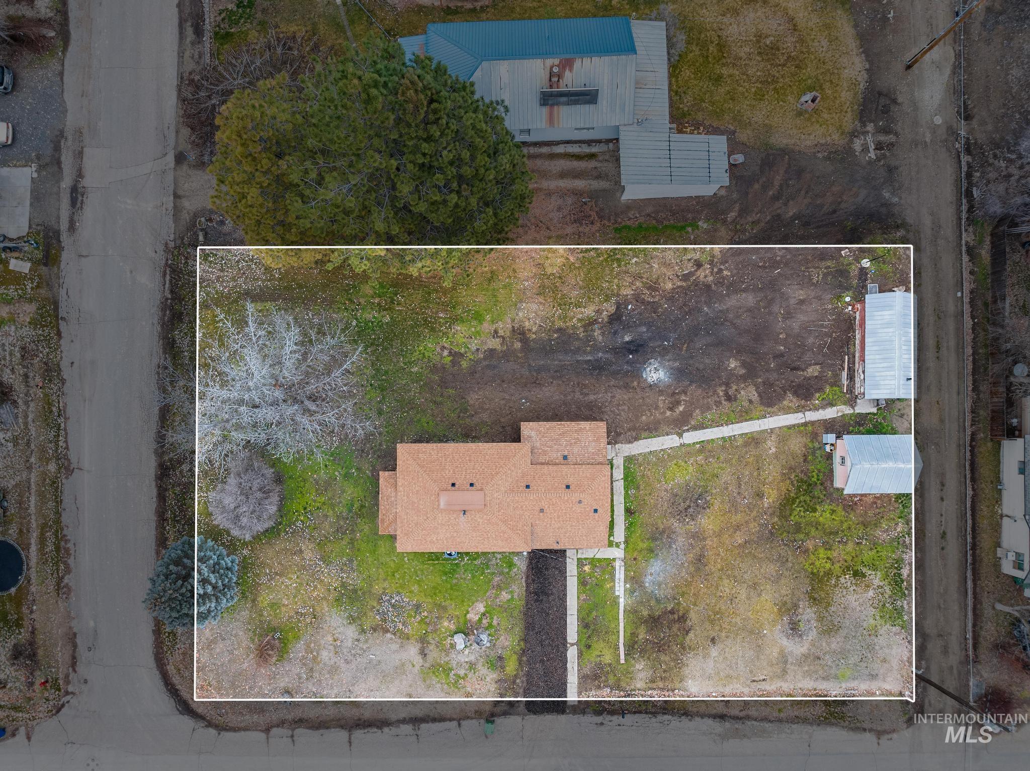 202 E Park Ave, New Plymouth, Idaho 83655, 3 Bedrooms, 1 Bathroom, Residential For Sale, Price $299,900,MLS 98975002