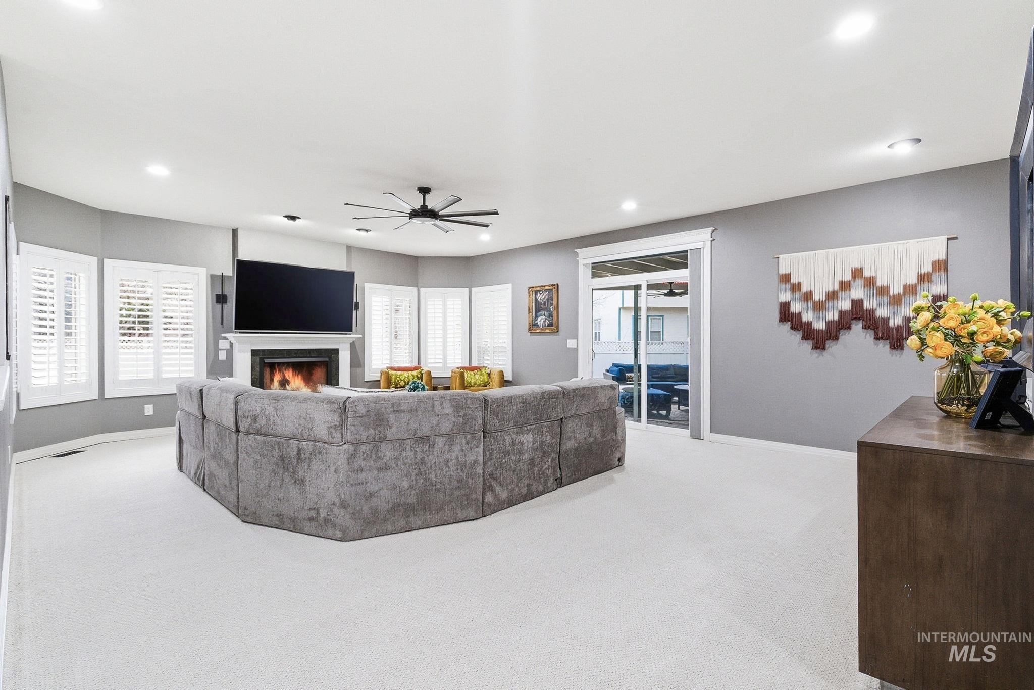 5125 N Riverfront Dr., Garden City, Idaho 83714, 4 Bedrooms, 3 Bathrooms, Residential For Sale, Price $900,000,MLS 98975009