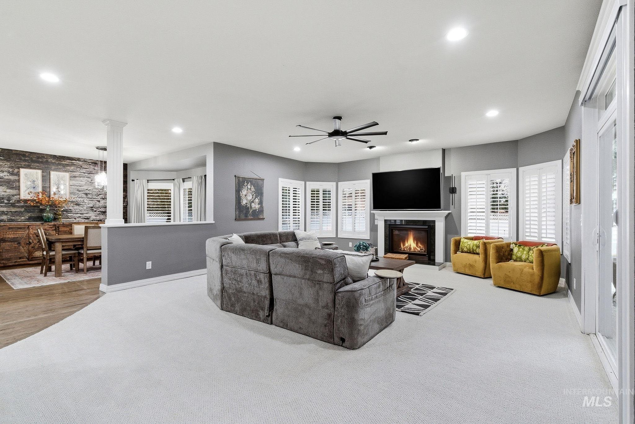 5125 N Riverfront Dr., Garden City, Idaho 83714, 4 Bedrooms, 3 Bathrooms, Residential For Sale, Price $900,000,MLS 98975009