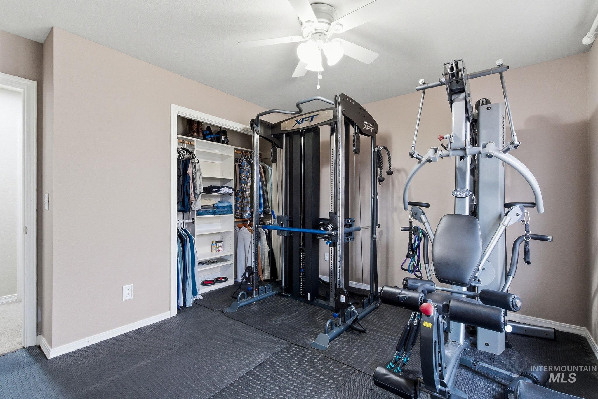 5125 N Riverfront Dr., Garden City, Idaho 83714, 4 Bedrooms, 3 Bathrooms, Residential For Sale, Price $900,000,MLS 98975009