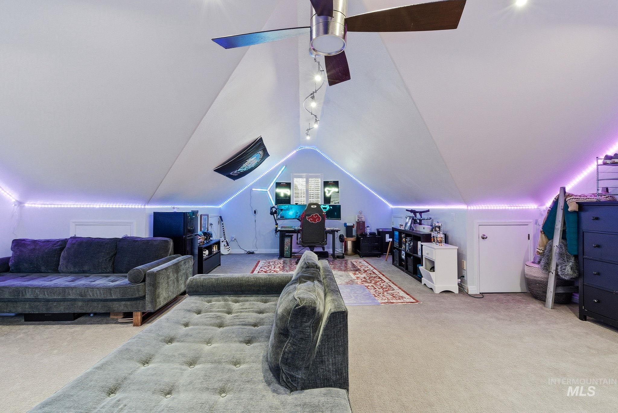 5125 N Riverfront Dr., Garden City, Idaho 83714, 4 Bedrooms, 3 Bathrooms, Residential For Sale, Price $900,000,MLS 98975009