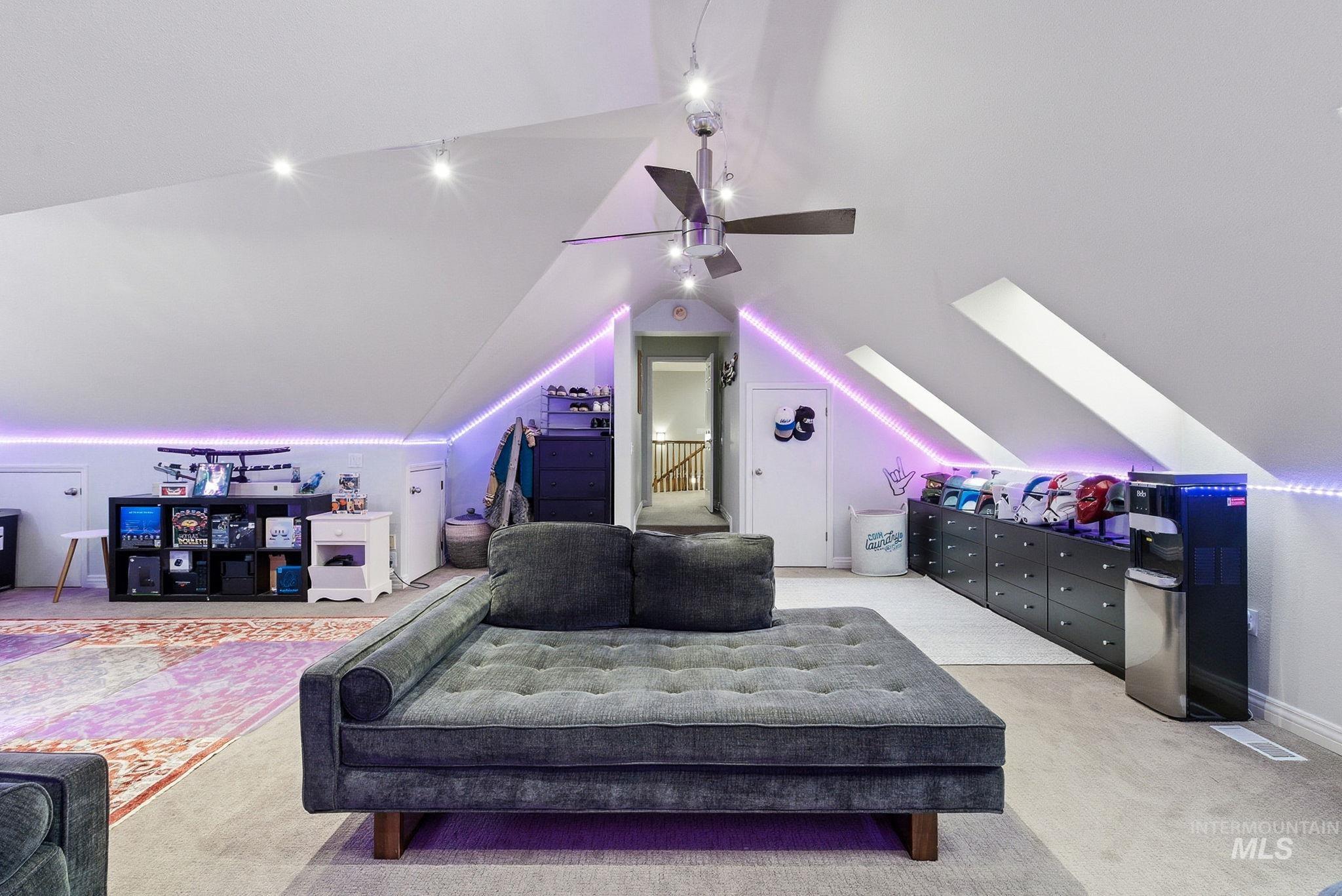 5125 N Riverfront Dr., Garden City, Idaho 83714, 4 Bedrooms, 3 Bathrooms, Residential For Sale, Price $900,000,MLS 98975009