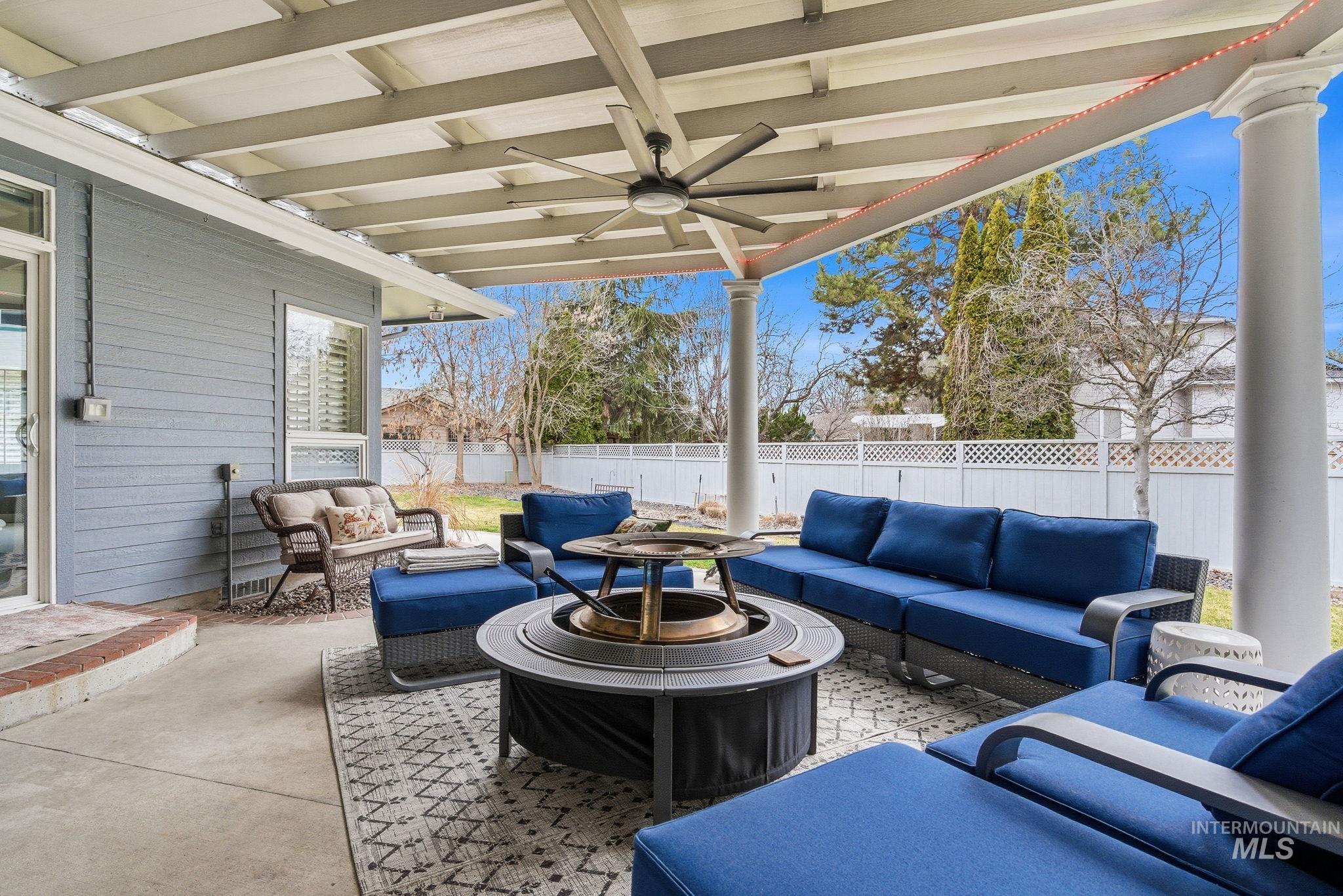 5125 N Riverfront Dr., Garden City, Idaho 83714, 4 Bedrooms, 3 Bathrooms, Residential For Sale, Price $900,000,MLS 98975009