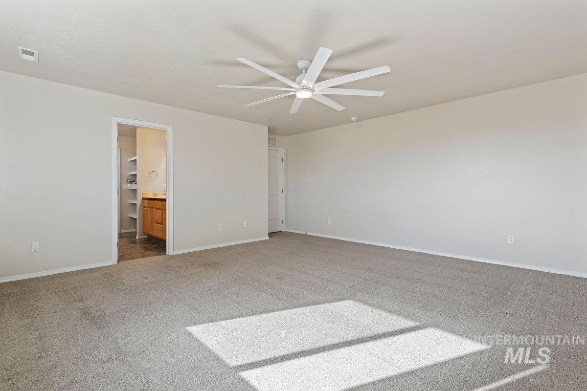 1555 Condor Drive, Middleton, Idaho 83644, 5 Bedrooms, 2.5 Bathrooms, Residential For Sale, Price $550,000,MLS 98975010