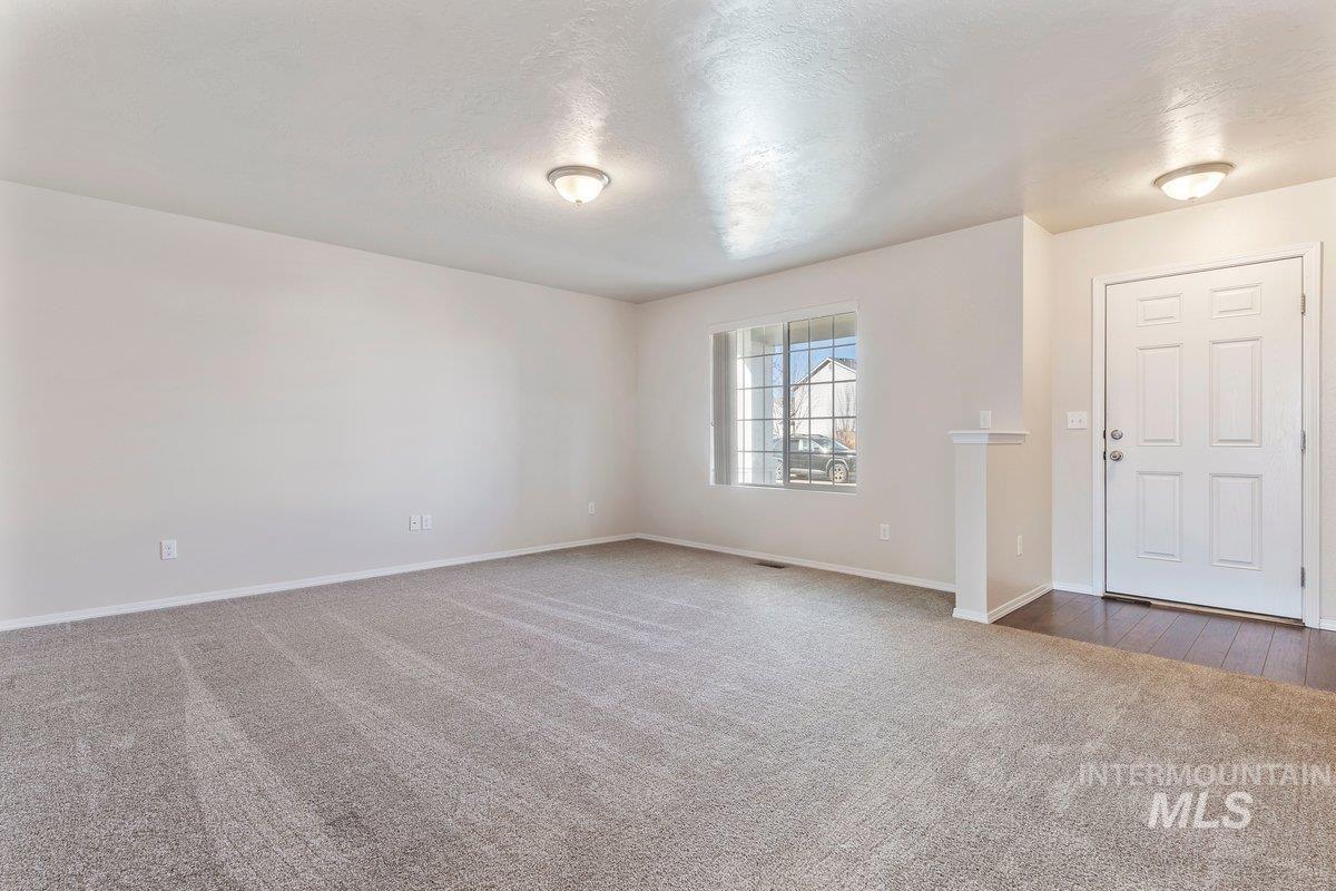 1555 Condor Drive, Middleton, Idaho 83644, 5 Bedrooms, 2.5 Bathrooms, Residential For Sale, Price $550,000,MLS 98975010