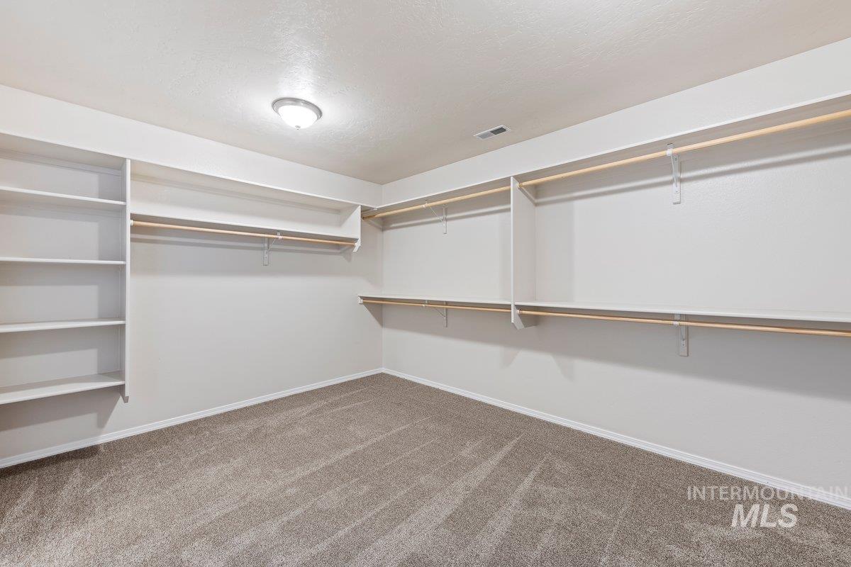 1555 Condor Drive, Middleton, Idaho 83644, 5 Bedrooms, 2.5 Bathrooms, Residential For Sale, Price $550,000, 98975010