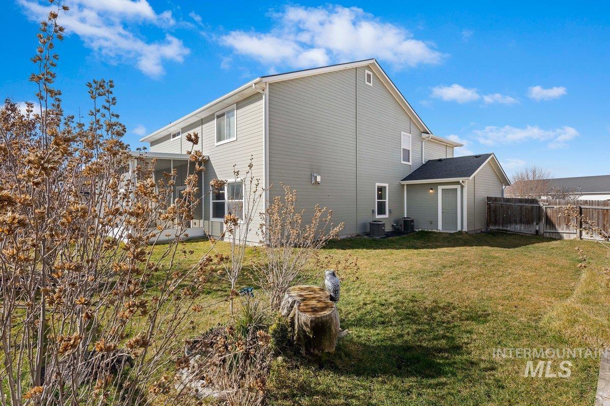 1555 Condor Drive, Middleton, Idaho 83644, 5 Bedrooms, 2.5 Bathrooms, Residential For Sale, Price $550,000, 98975010