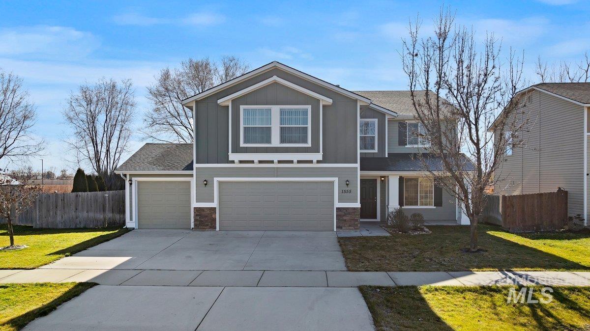1555 Condor Drive, Middleton, Idaho 83644, 5 Bedrooms, 2.5 Bathrooms, Residential For Sale, Price $550,000,MLS 98975010