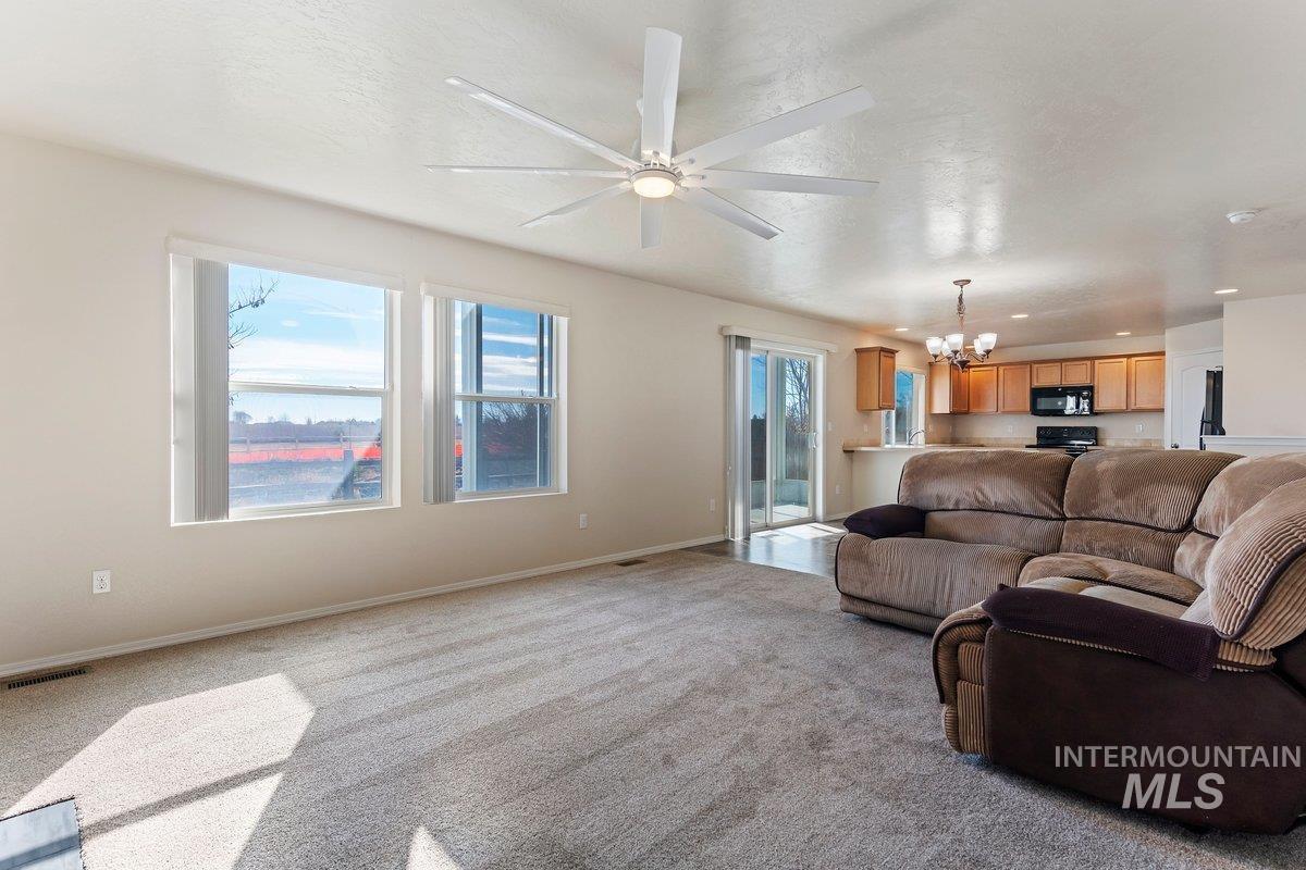 1555 Condor Drive, Middleton, Idaho 83644, 5 Bedrooms, 2.5 Bathrooms, Residential For Sale, Price $550,000, 98975010