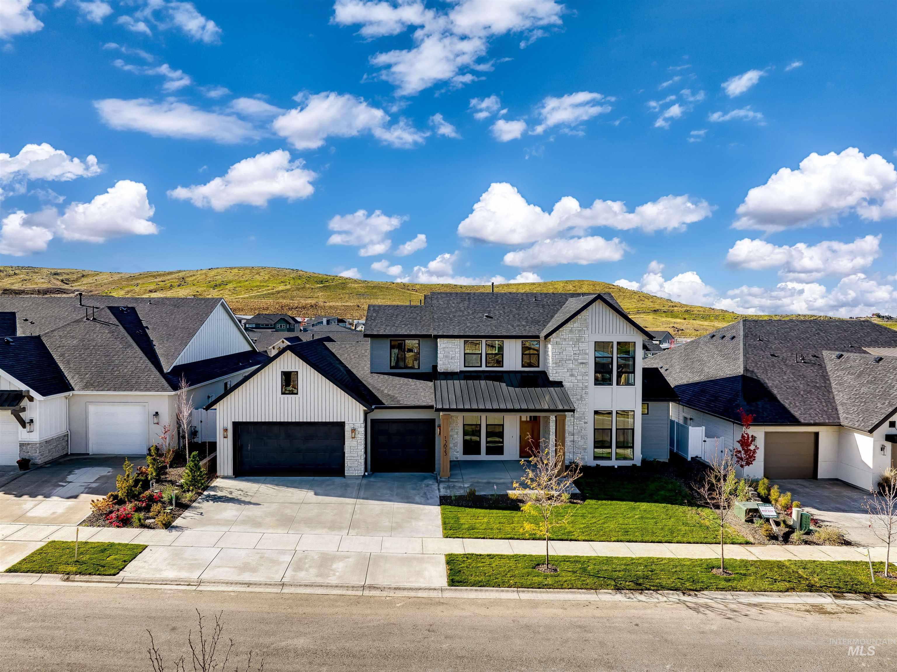 13623 N Ruffed Grouse Way, Boise, Idaho 83714, 5 Bedrooms, 4.5 Bathrooms, Residential For Sale, Price $1,368,626,MLS 98975011