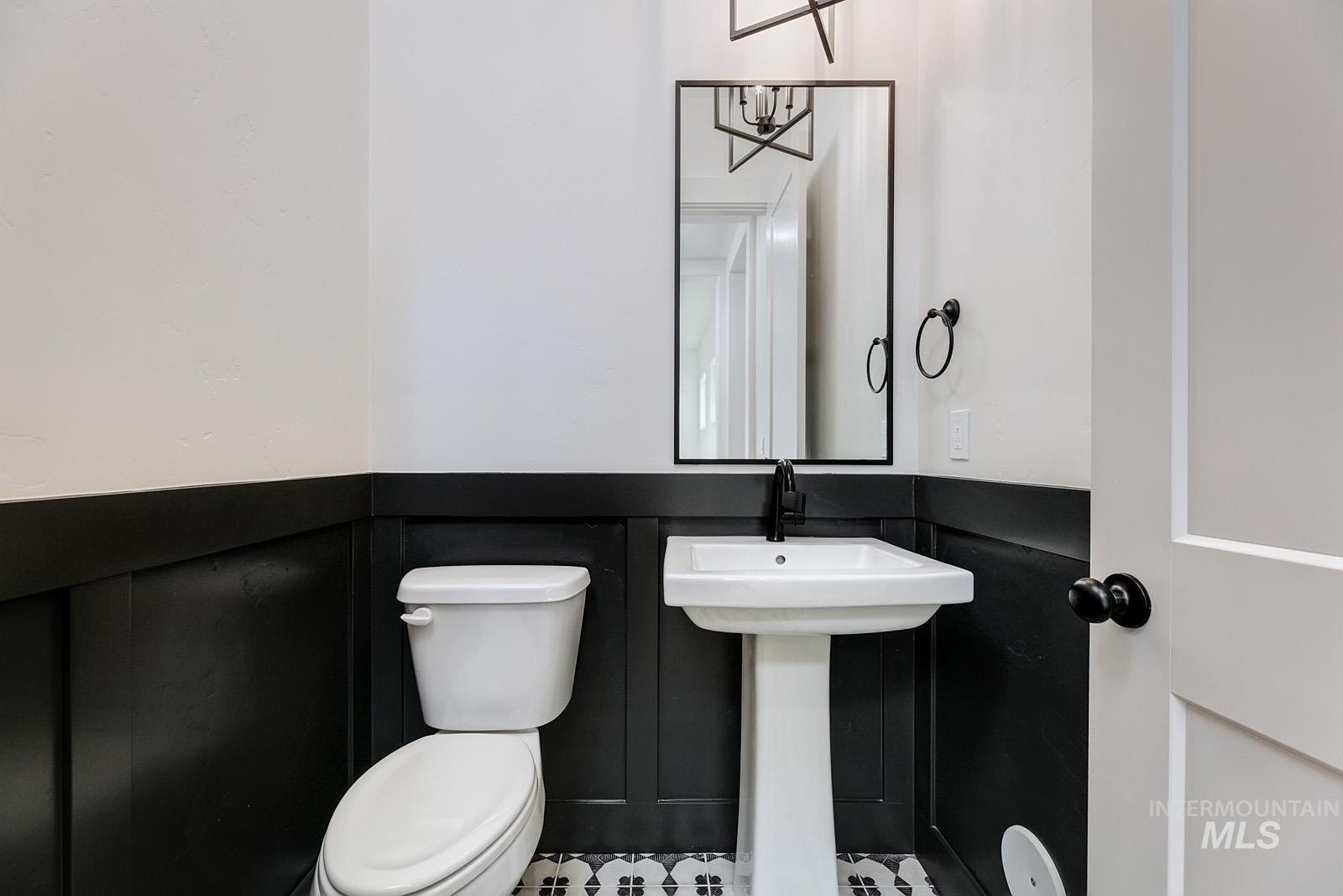 13660 N Spring Creek Way, Boise, Idaho 83714, 3 Bedrooms, 3.5 Bathrooms, Residential For Sale, Price $1,224,500,MLS 98975013