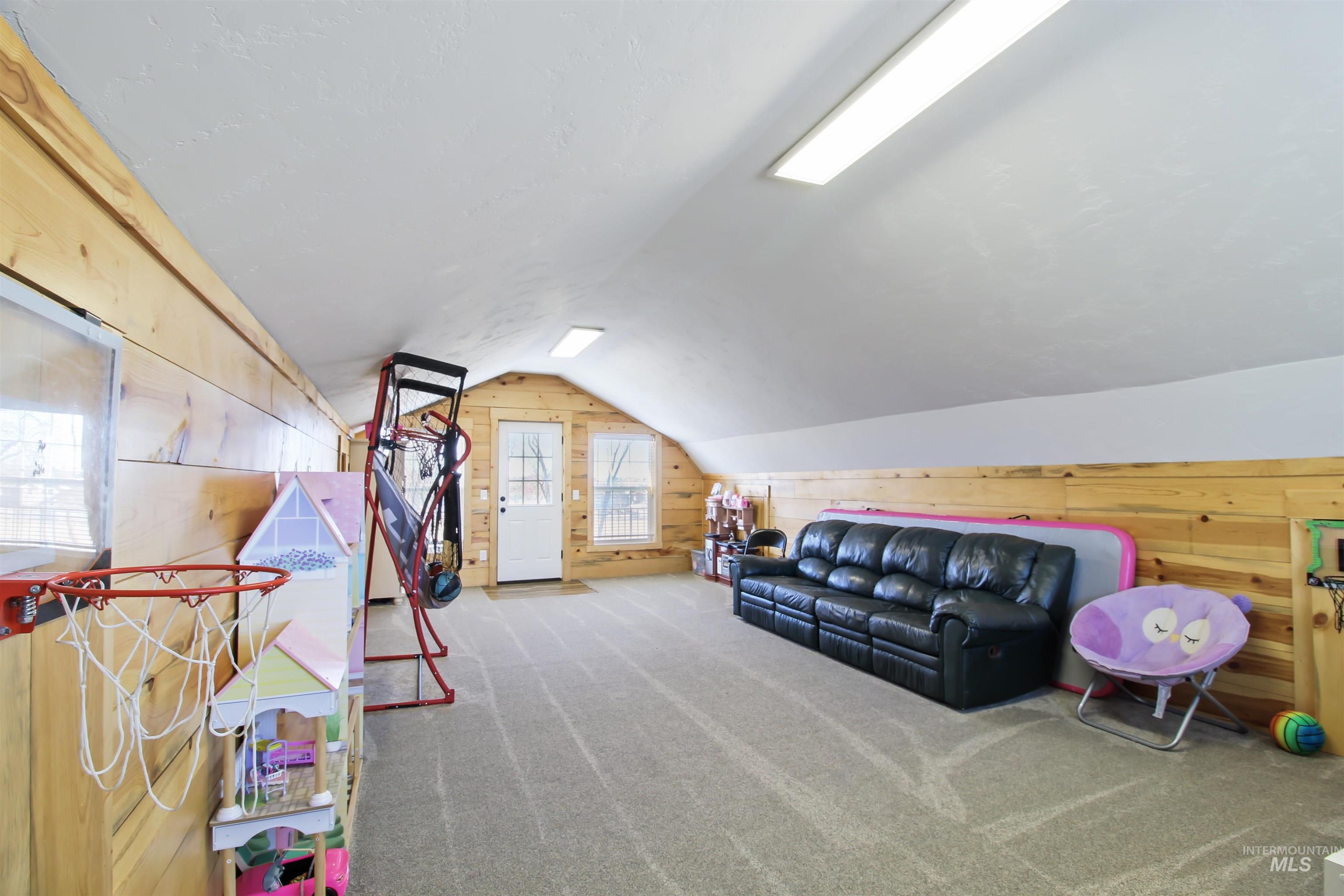 781 N 1150 E, Jackson, Idaho 83350, 6 Bedrooms, 5 Bathrooms, Residential For Sale, Price $849,999,MLS 98975014