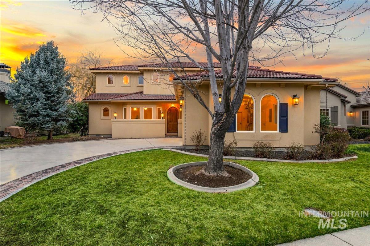 3071 S Abigail Way, Boise, Idaho 83706, 3 Bedrooms, 3.5 Bathrooms, Residential For Sale, Price $1,275,000,MLS 98975016