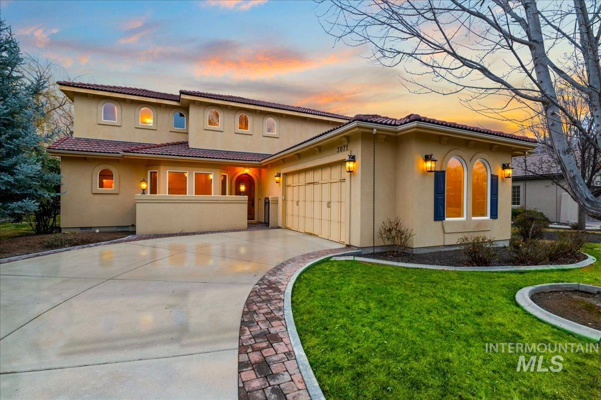 3071 S Abigail Way, Boise, Idaho 83706, 3 Bedrooms, 3.5 Bathrooms, Residential For Sale, Price $1,275,000,MLS 98975016