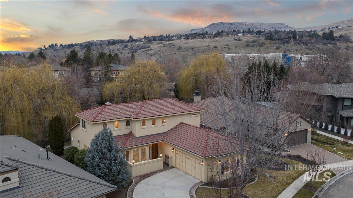 3071 S Abigail Way, Boise, Idaho 83706, 3 Bedrooms, 3.5 Bathrooms, Residential For Sale, Price $1,275,000,MLS 98975016