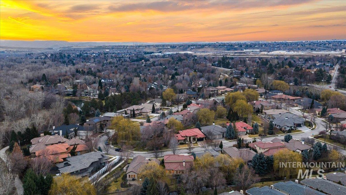 3071 S Abigail Way, Boise, Idaho 83706, 3 Bedrooms, 3.5 Bathrooms, Residential For Sale, Price $1,275,000,MLS 98975016