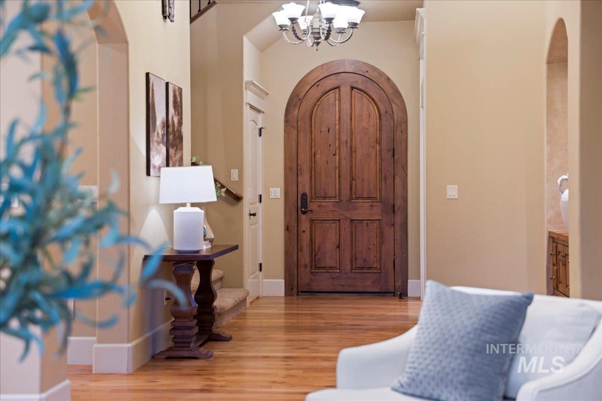 3071 S Abigail Way, Boise, Idaho 83706, 3 Bedrooms, 3.5 Bathrooms, Residential For Sale, Price $1,275,000,MLS 98975016