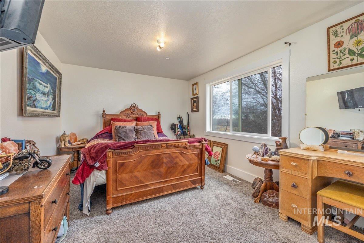 10590 Duck Ln, Nampa, Idaho 83686, 4 Bedrooms, 3 Bathrooms, Residential For Sale, Price $3,190,000,MLS 98975017