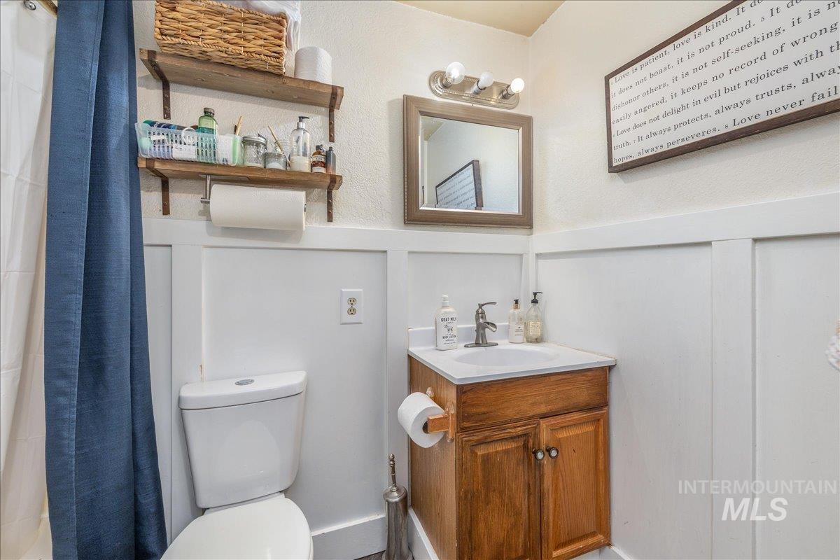 10590 Duck Ln, Nampa, Idaho 83686, 4 Bedrooms, 3 Bathrooms, Residential For Sale, Price $3,190,000,MLS 98975017