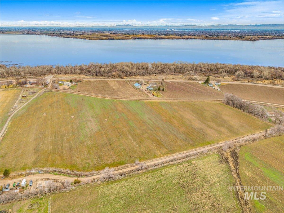 10590 Duck Ln, Nampa, Idaho 83686, 4 Bedrooms, 3 Bathrooms, Residential For Sale, Price $3,190,000,MLS 98975017