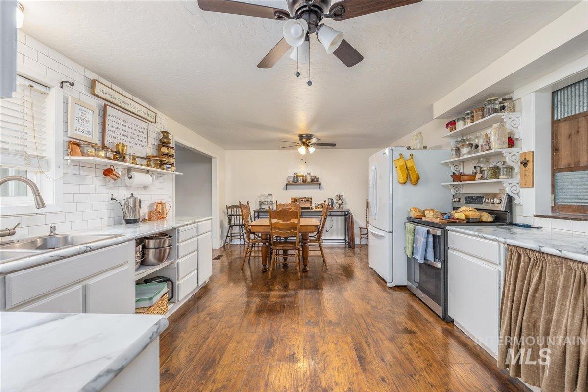 10590 Duck Ln, Nampa, Idaho 83686, 4 Bedrooms, 3 Bathrooms, Residential For Sale, Price $3,190,000,MLS 98975017