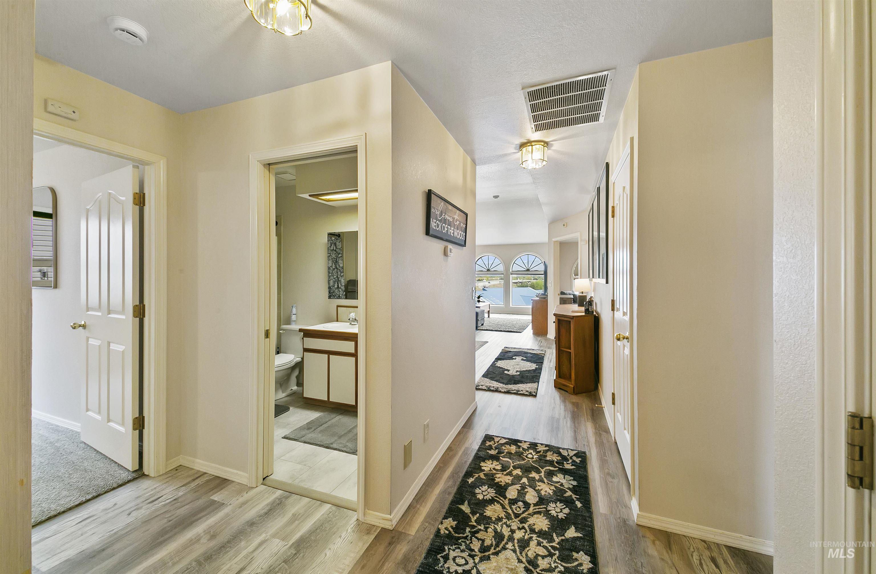 332 S Bitteroot Drive, Boise, Idaho 83709, 3 Bedrooms, 2 Bathrooms, Residential For Sale, Price $484,000, 98975019