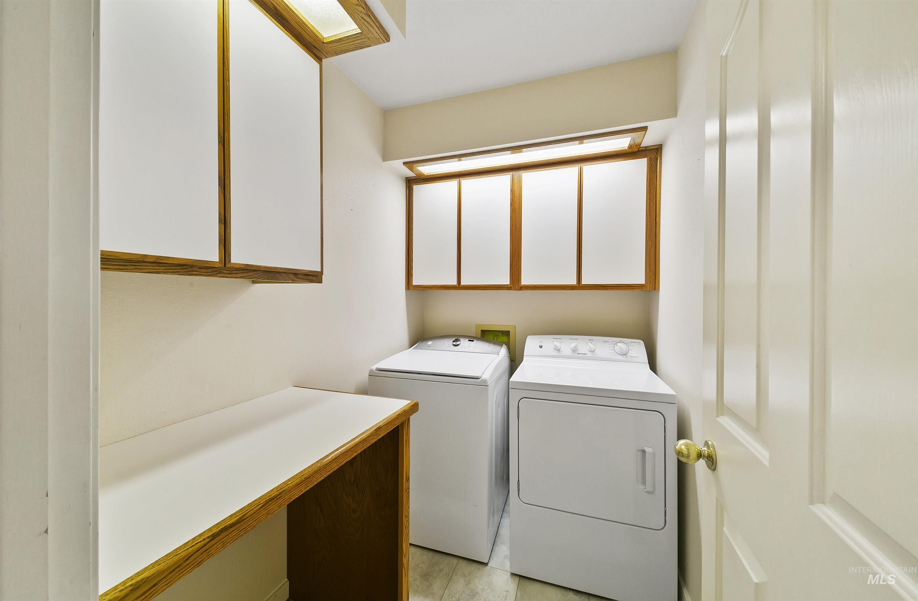 332 S Bitteroot Drive, Boise, Idaho 83709, 3 Bedrooms, 2 Bathrooms, Residential For Sale, Price $484,000, 98975019