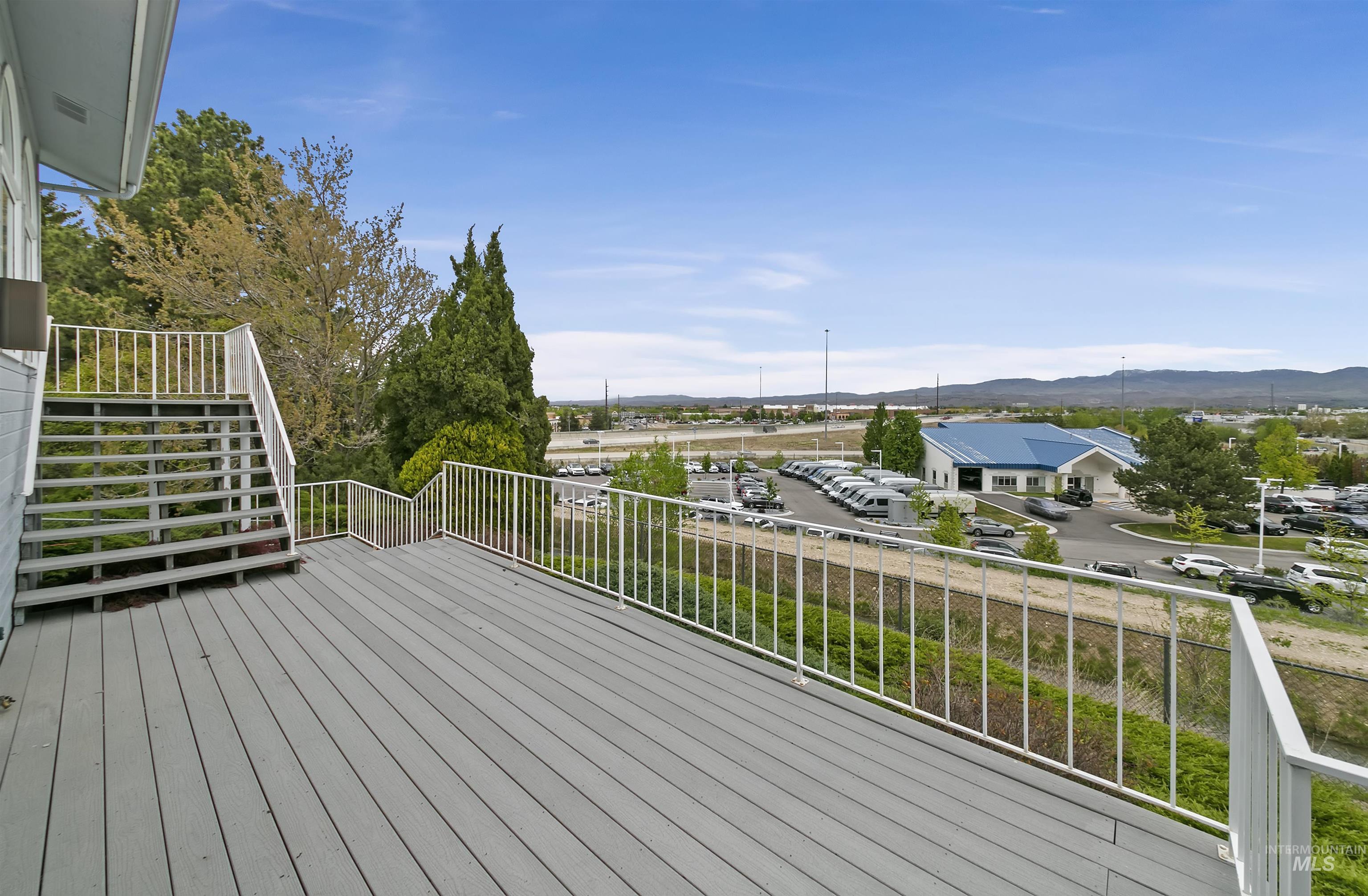 332 S Bitteroot Drive, Boise, Idaho 83709, 3 Bedrooms, 2 Bathrooms, Residential For Sale, Price $484,000, 98975019