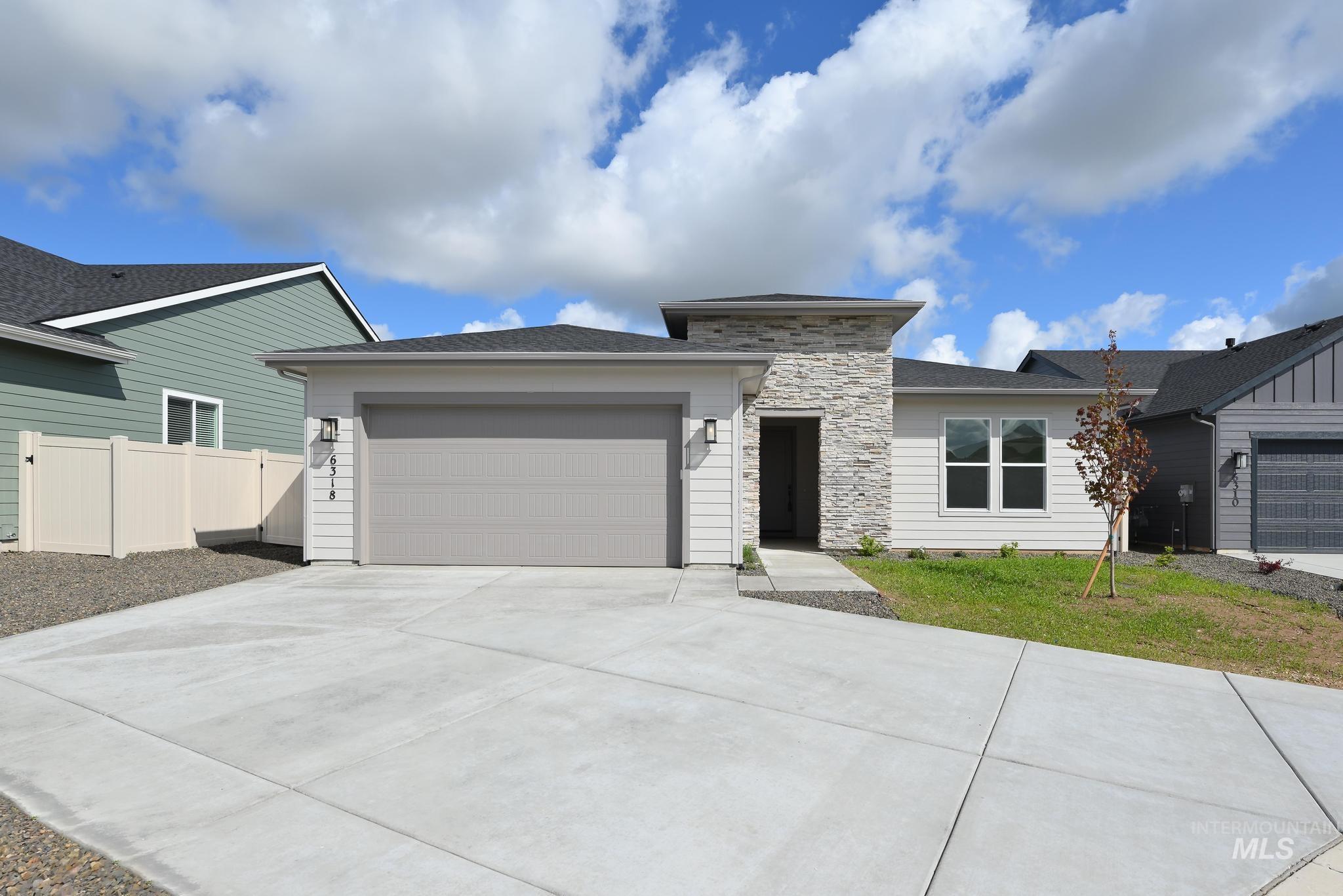 6318 W Snow Currant St, Meridian, Idaho 83646, 4 Bedrooms, 2 Bathrooms, Residential For Sale, Price $569,000,MLS 98975021