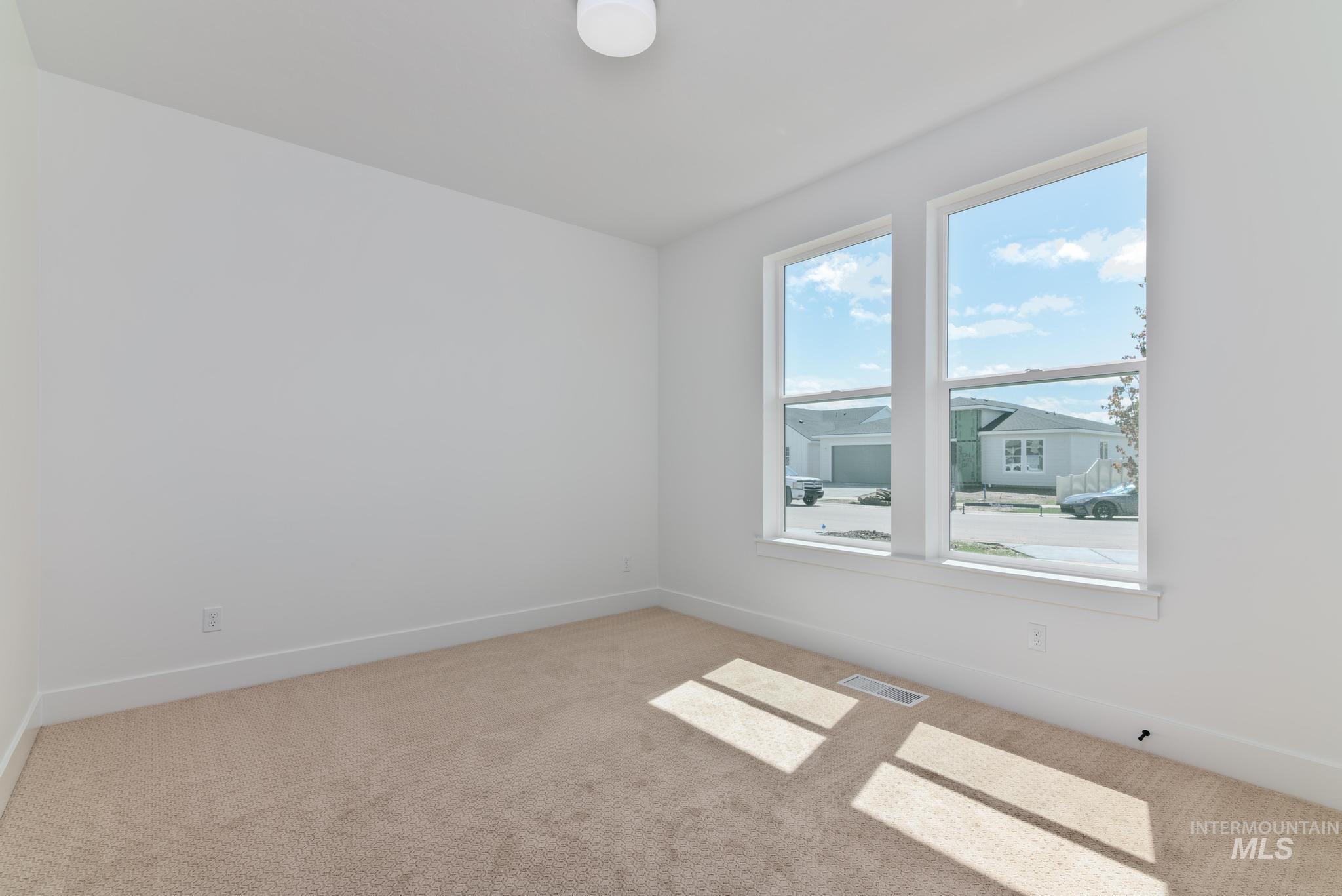 6318 W Snow Currant St, Meridian, Idaho 83646, 4 Bedrooms, 2 Bathrooms, Residential For Sale, Price $569,000,MLS 98975021