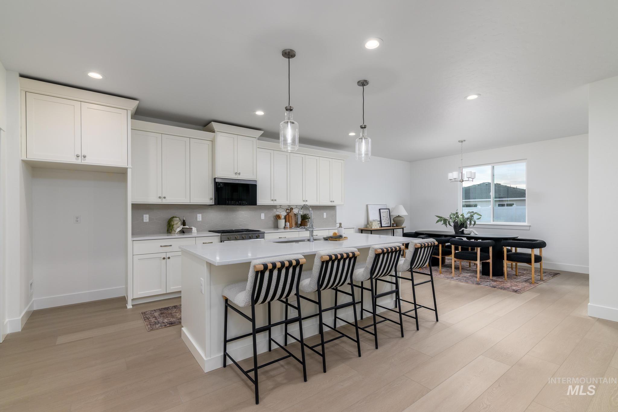 6318 W Snow Currant St, Meridian, Idaho 83646, 4 Bedrooms, 2 Bathrooms, Residential For Sale, Price $579,000,MLS 98975021