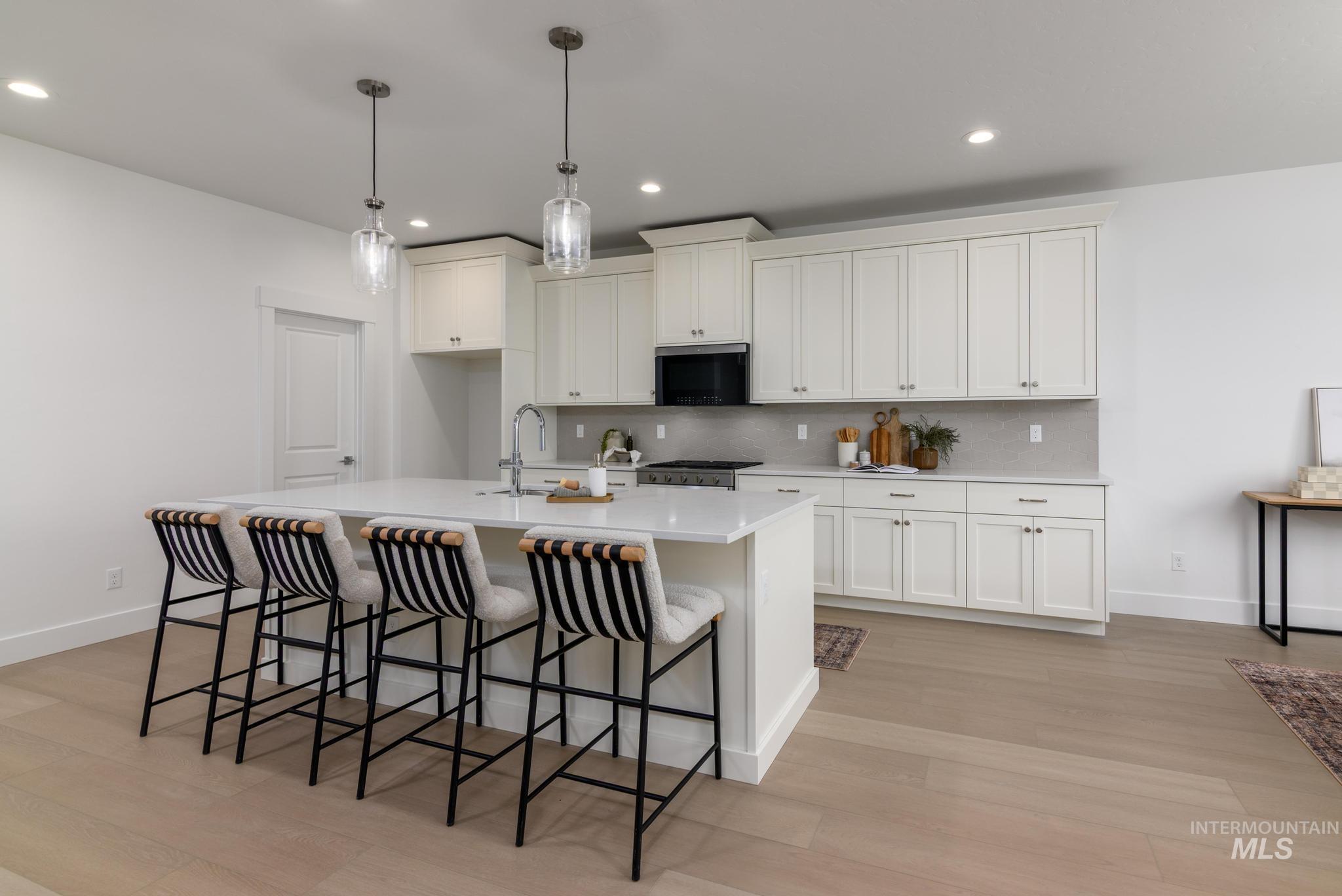 6318 W Snow Currant St, Meridian, Idaho 83646, 4 Bedrooms, 2 Bathrooms, Residential For Sale, Price $579,000,MLS 98975021