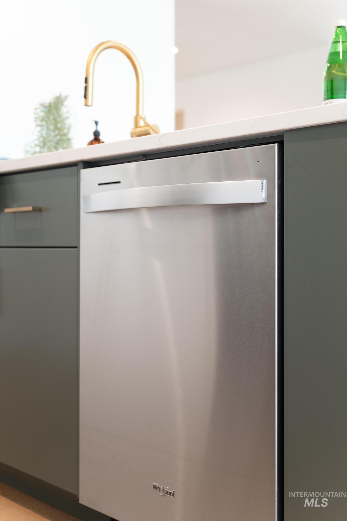 6318 W Snow Currant St, Meridian, Idaho 83646, 4 Bedrooms, 2 Bathrooms, Residential For Sale, Price $569,000,MLS 98975021