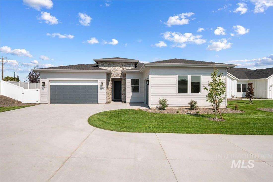 5182 W River Oaks Dr, Meridian, Idaho 83646, 4 Bedrooms, 3 Bathrooms, Residential For Sale, Price $719,000,MLS 98975024