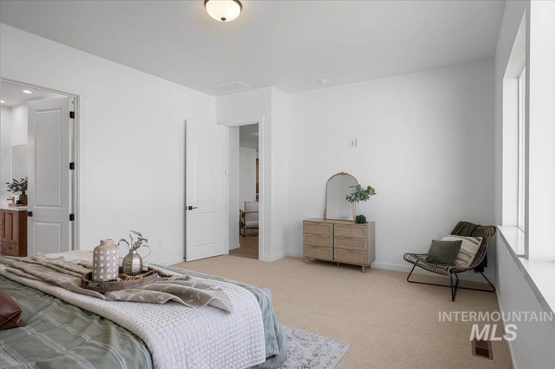 5182 W River Oaks Dr, Meridian, Idaho 83646, 4 Bedrooms, 3 Bathrooms, Residential For Sale, Price $719,000,MLS 98975024