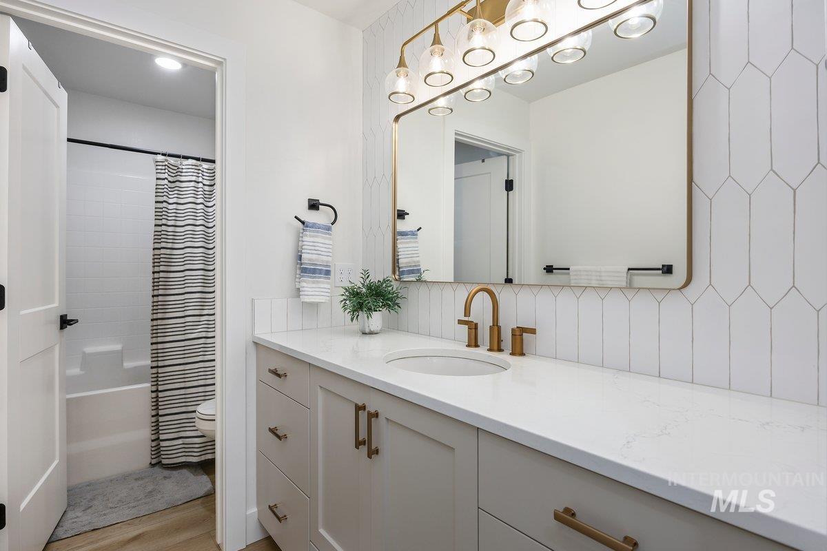 1046 Northridge Way, Kimberly, Idaho 83341, 5 Bedrooms, 3 Bathrooms, Residential For Sale, Price $725,000,MLS 98975025