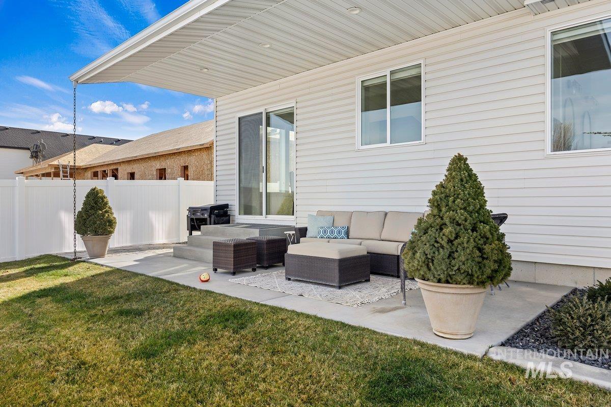 1046 Northridge Way, Kimberly, Idaho 83341, 5 Bedrooms, 3 Bathrooms, Residential For Sale, Price $725,000,MLS 98975025