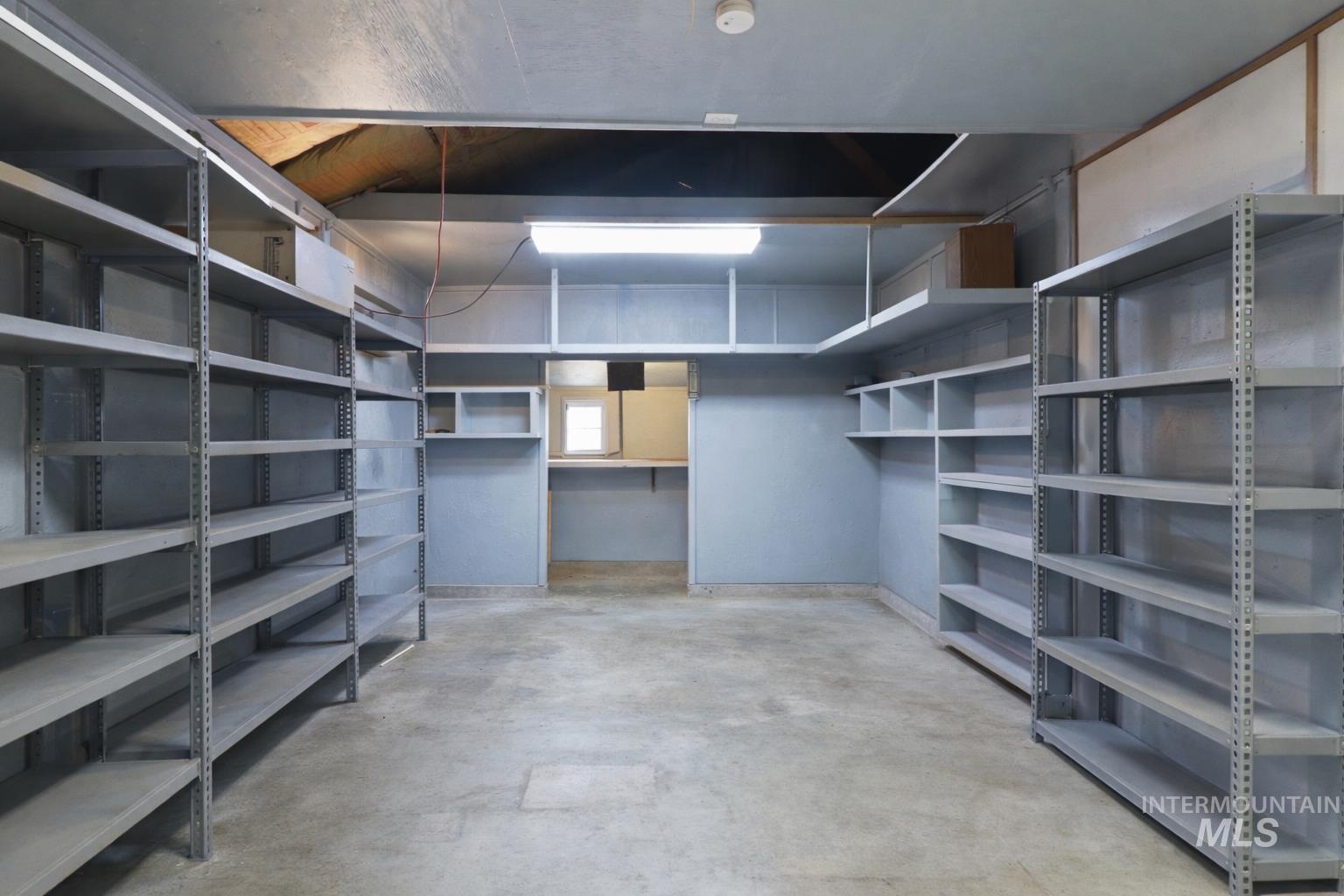 241 W Idaho Avenue, Meridian, Idaho 83642, 2 Bedrooms, 1 Bathroom, Residential For Sale, Price $385,000,MLS 98975026