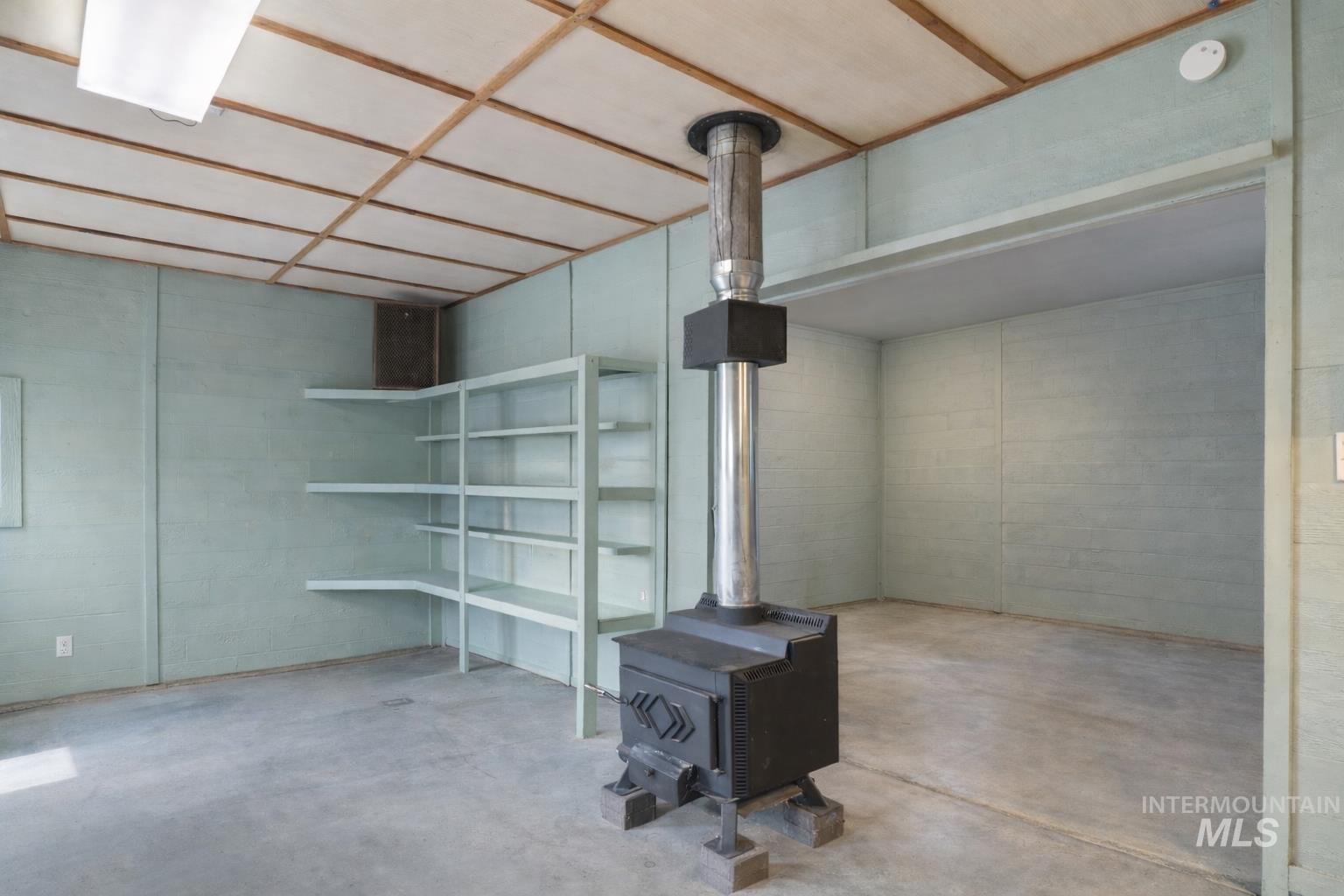 241 W Idaho Avenue, Meridian, Idaho 83642, 2 Bedrooms, 1 Bathroom, Residential For Sale, Price $385,000,MLS 98975026