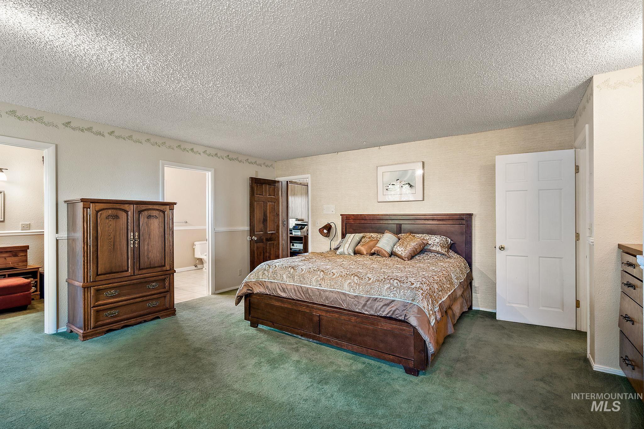 4371 N Grandview Lane B, Ontario, Oregon 97914, 3 Bedrooms, 2.5 Bathrooms, Farm & Ranch For Sale, Price $639,000,MLS 98975027