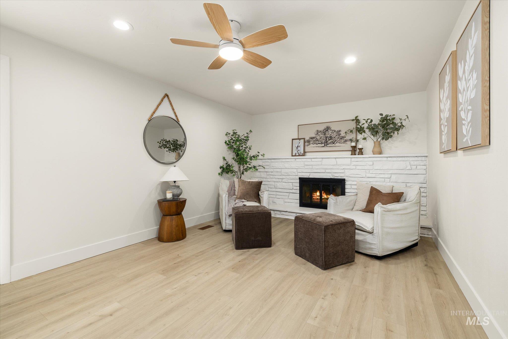 7105 W San Fernando, Boise, Idaho 83704, 3 Bedrooms, 2 Bathrooms, Residential For Sale, Price $449,900,MLS 98975034