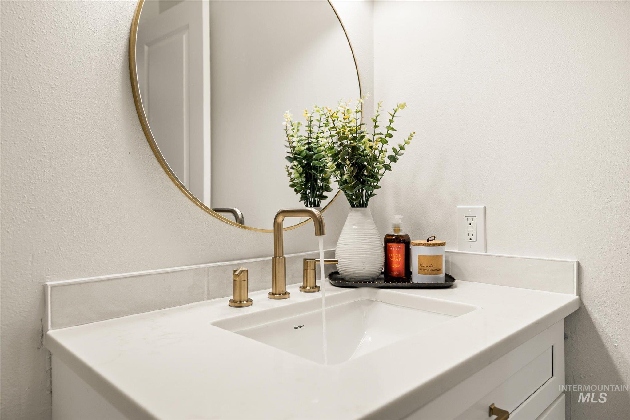 7105 W San Fernando, Boise, Idaho 83704, 3 Bedrooms, 2 Bathrooms, Residential For Sale, Price $449,900,MLS 98975034